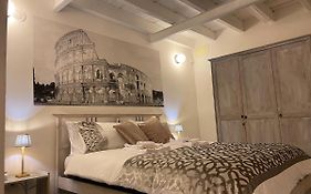 Apartment In The Heart Of Roma